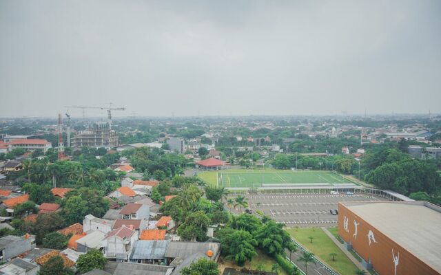 Comfy and Stylish 2BR Emerald Bintaro Apartment