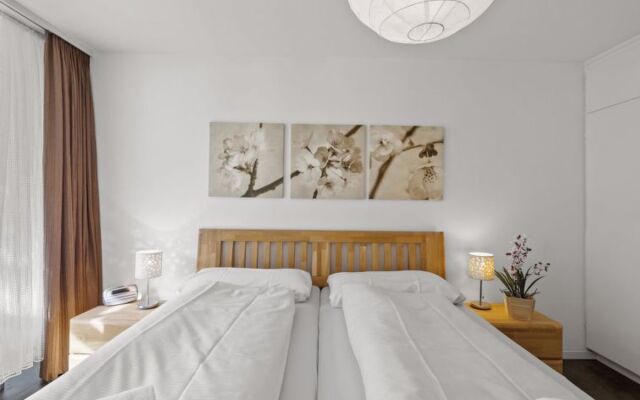 Nr.08 Haus Sursilvana