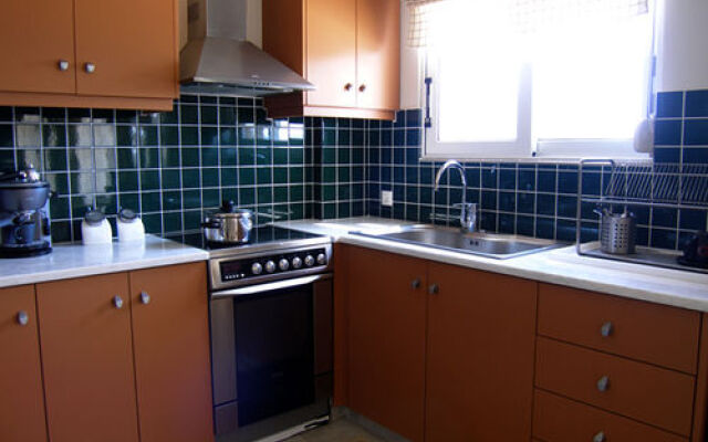Dialiskari Villas