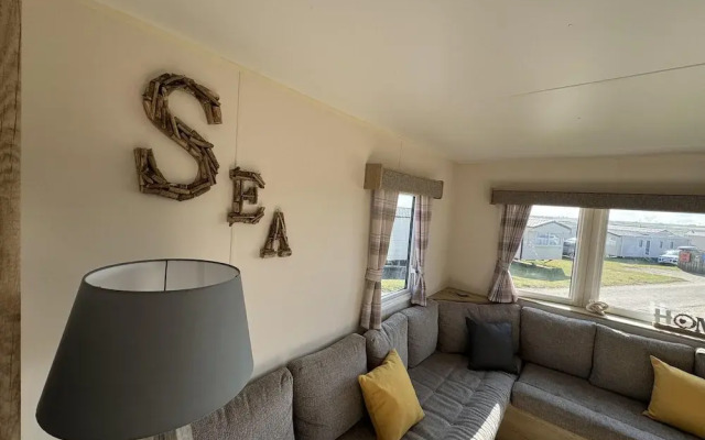 Coastal Caravan Perranporth