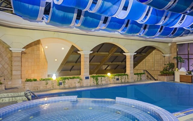 Golden Eagle Crown Executive Apartment