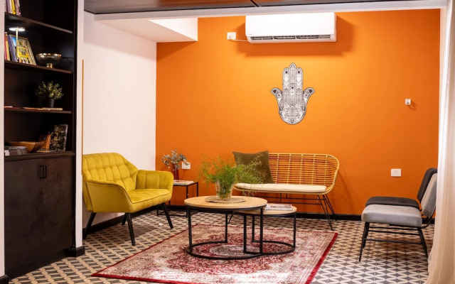 Artistic Vibes Haifa Hub by Sea N' Rent