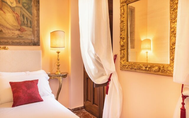 Saint George's House Apartments & SPA