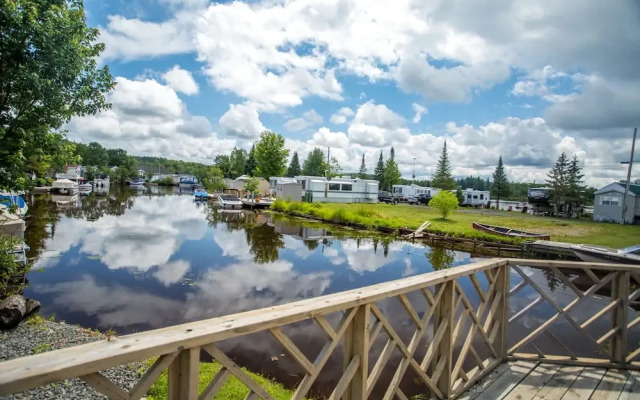 Deer Lake RV Resort & Campground