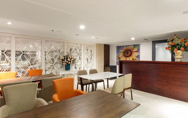 Branda Apartment & Hotel