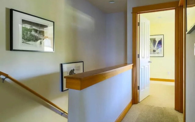 Seattle Vacation Home: The Chalet