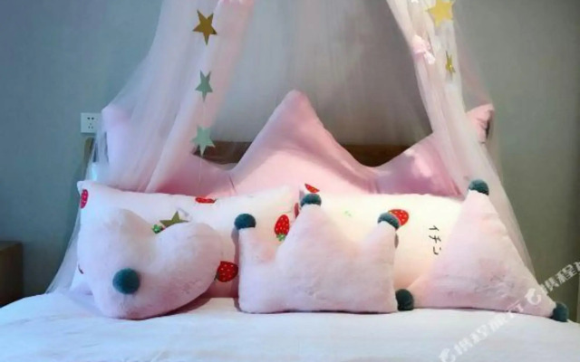 Chongqing Yingjia Hotel