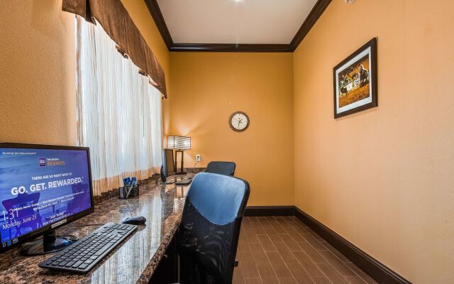 Red Roof Inn & Suites Sulphur Springs