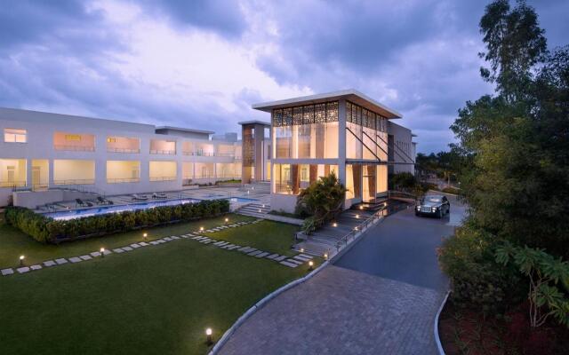 Spree Resort At Century Wintersun