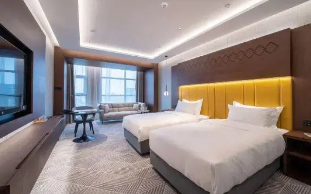 Weide Hotel(Nantong Harmony City)