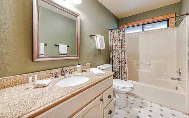 Four Bears Lodge by Tahoe Mountain Properties