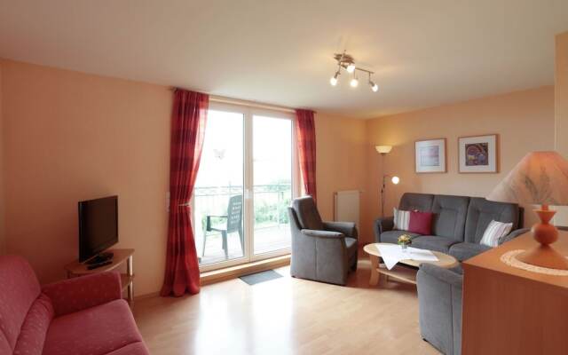 Cozy Apartment With Garden in Düdinghausen