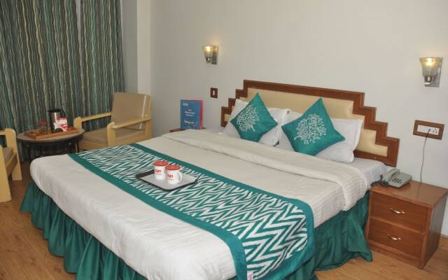 OYO 1636 Hotel Rahat Regency
