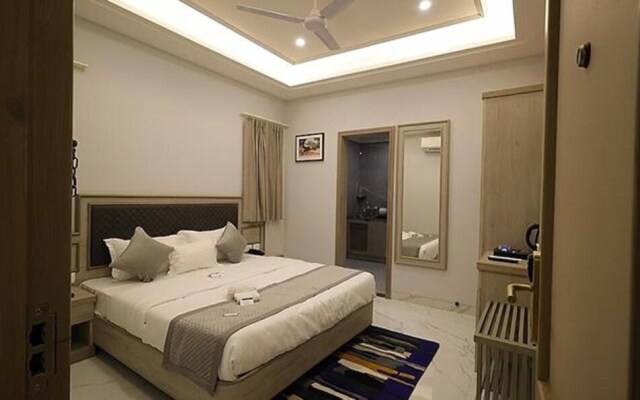 Fabhotel Prime Hampton By Ic'S