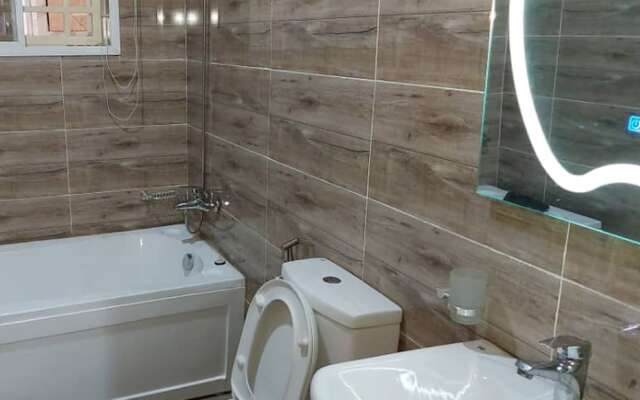 Hassan Sunmonu Court