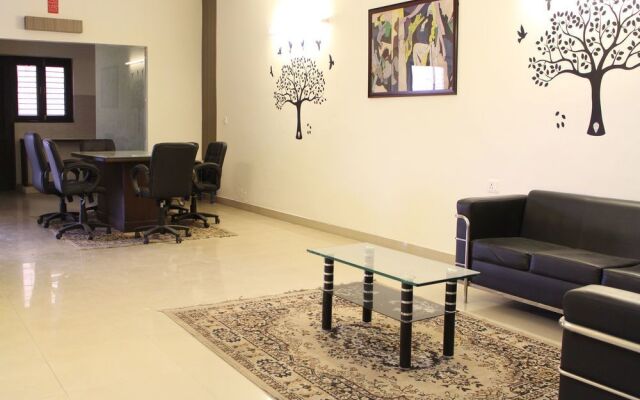 OYO 2680 Hotel Presidency