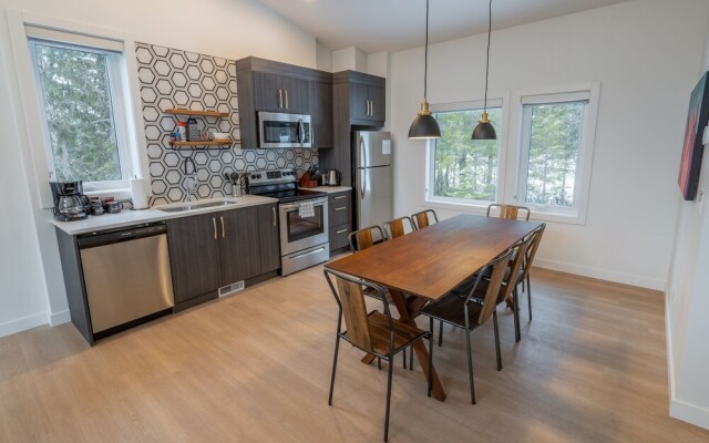 Basecamp Resorts Revelstoke