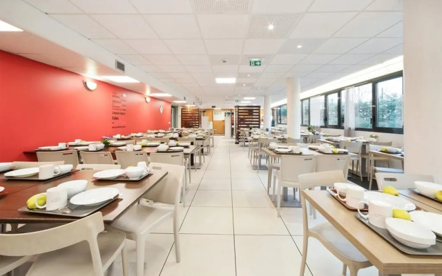 Comfort Aparthotel Versailles Saint Cyr l'Ecole