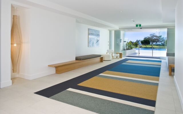 Kirra Surf Apartments