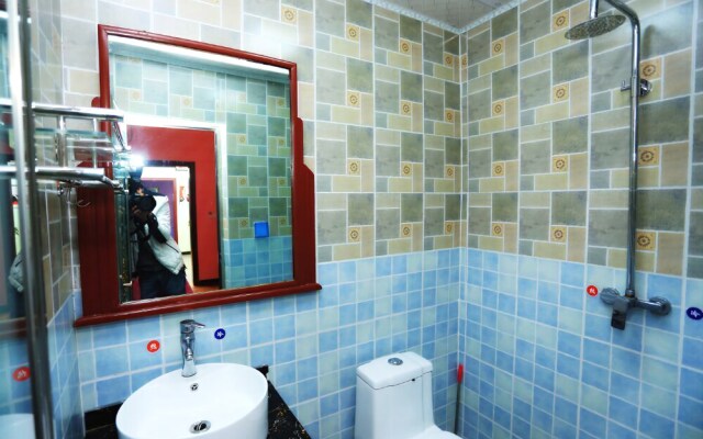 Dunhuang 8090 Guest House