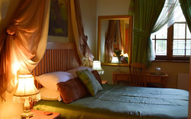 Auberge Alouette Guesthouse