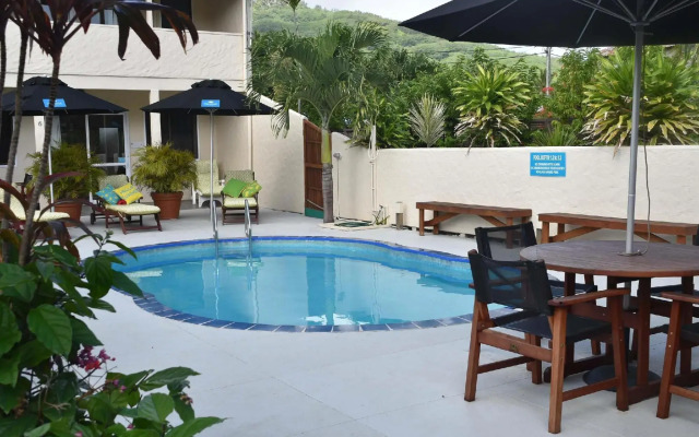 Coral Sands Apartments