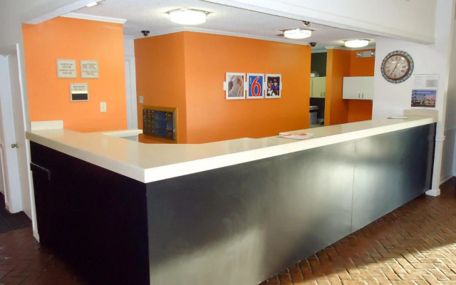 Motel 6 Natchitoches, LA