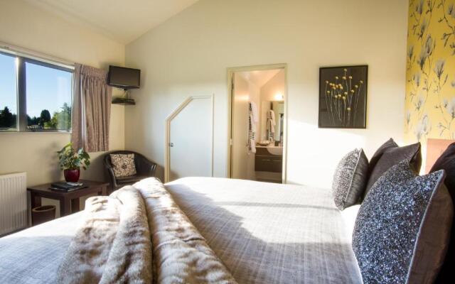 Manuka Lodge B&B
