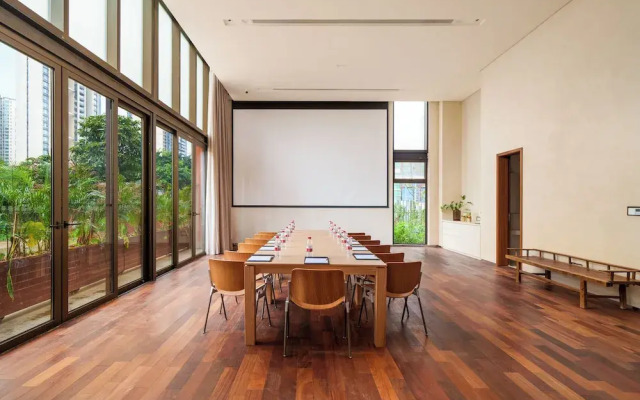 Wutong Hotel Apartment (Bao'an Center)
