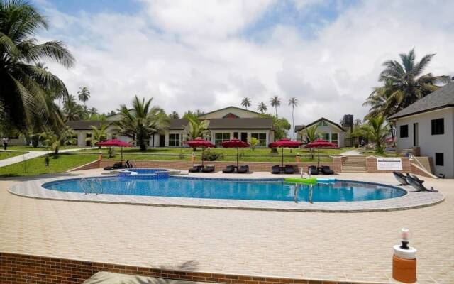 Tenack Beach Resort & Hotel