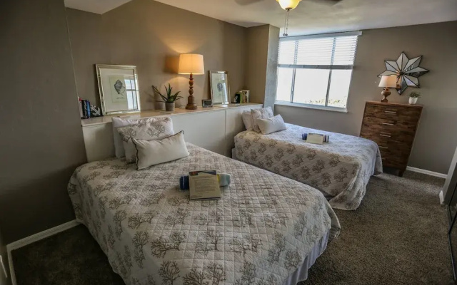 Ocean Harbor 1505B