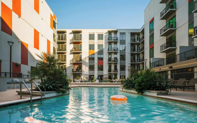 Sonder by Marriott Bonvoy Mill Ave Apartments Tempe