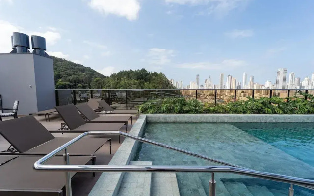 The Spot One By Xtay