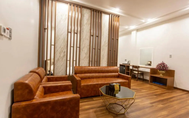 Hoang Hung Hotel