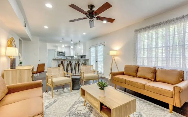 Family-friendly Home: 6 Mi to Downtown Mobile!