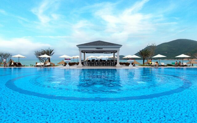 Vinpearl Golf Land Resort & Villas