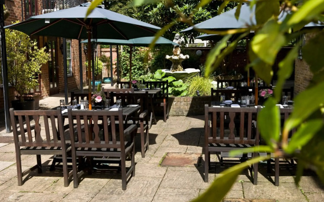 Cotswold Lodge Hotel