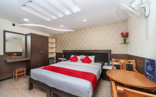 Hotel Sumi Palace