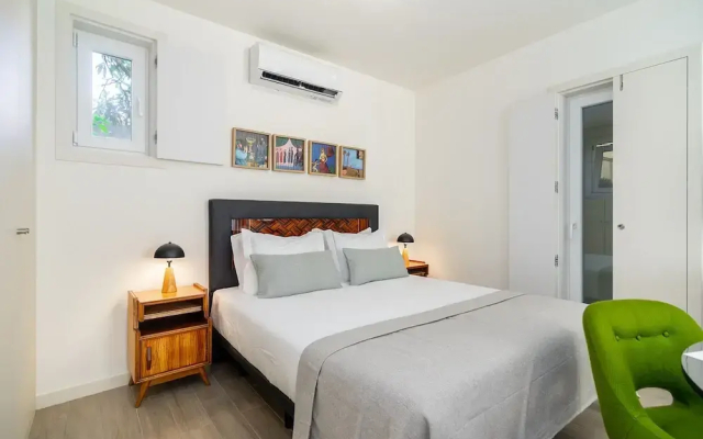 Intendente Modern Stays