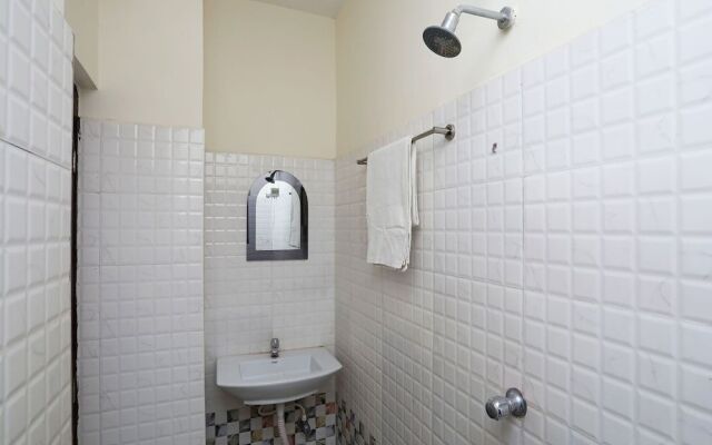 OYO 26152 Hotel Aarush