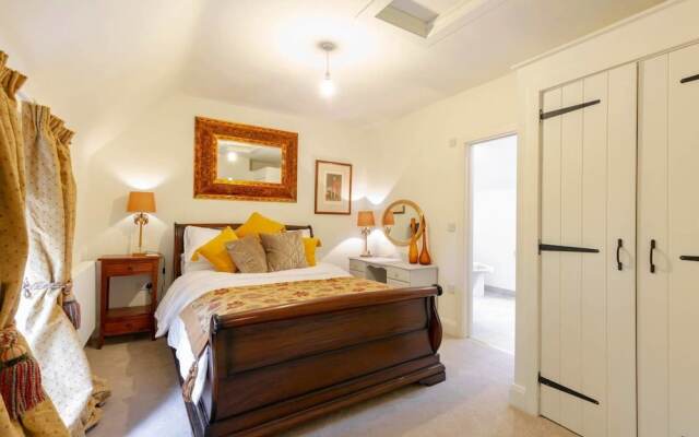 Beautiful 4 Bedroom Property