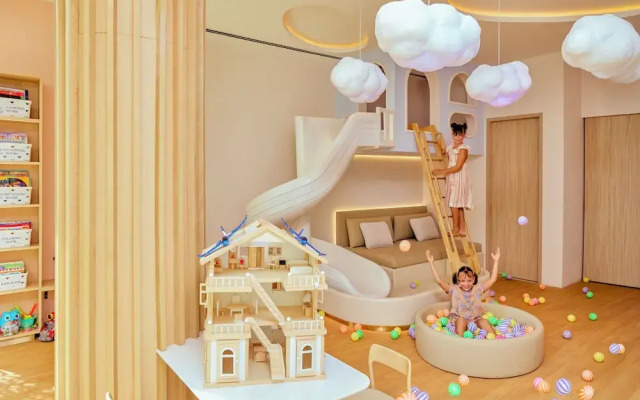 Radisson Collection Resort