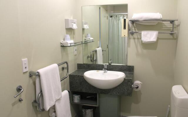 Bay of Islands Gateway Motel