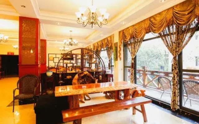 Longchi Holiday Resort