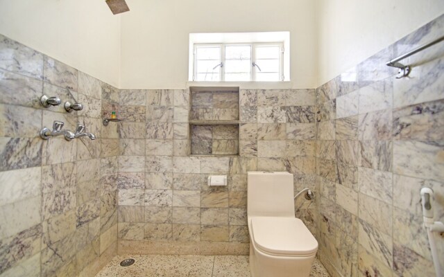 Pink Palace by FabHotel