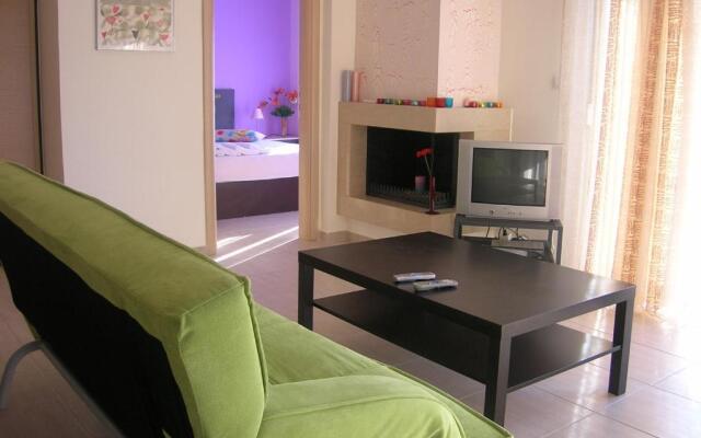 Apartments Eleni 4 Seasons