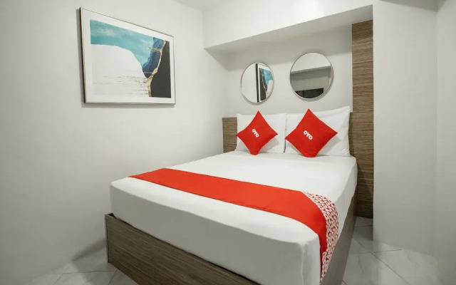 OYO 675 Circuit Hostel