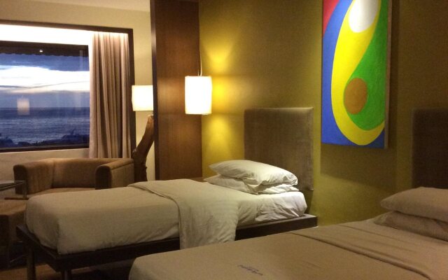 Lantaka Hotel by the Sea