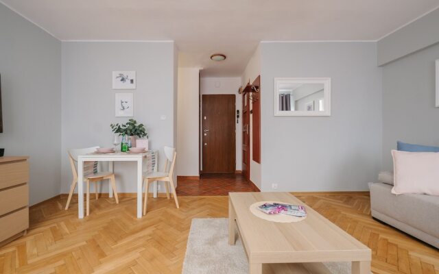 Esperanto Pastel Apartment