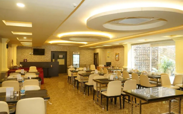Hotel RKN Elite